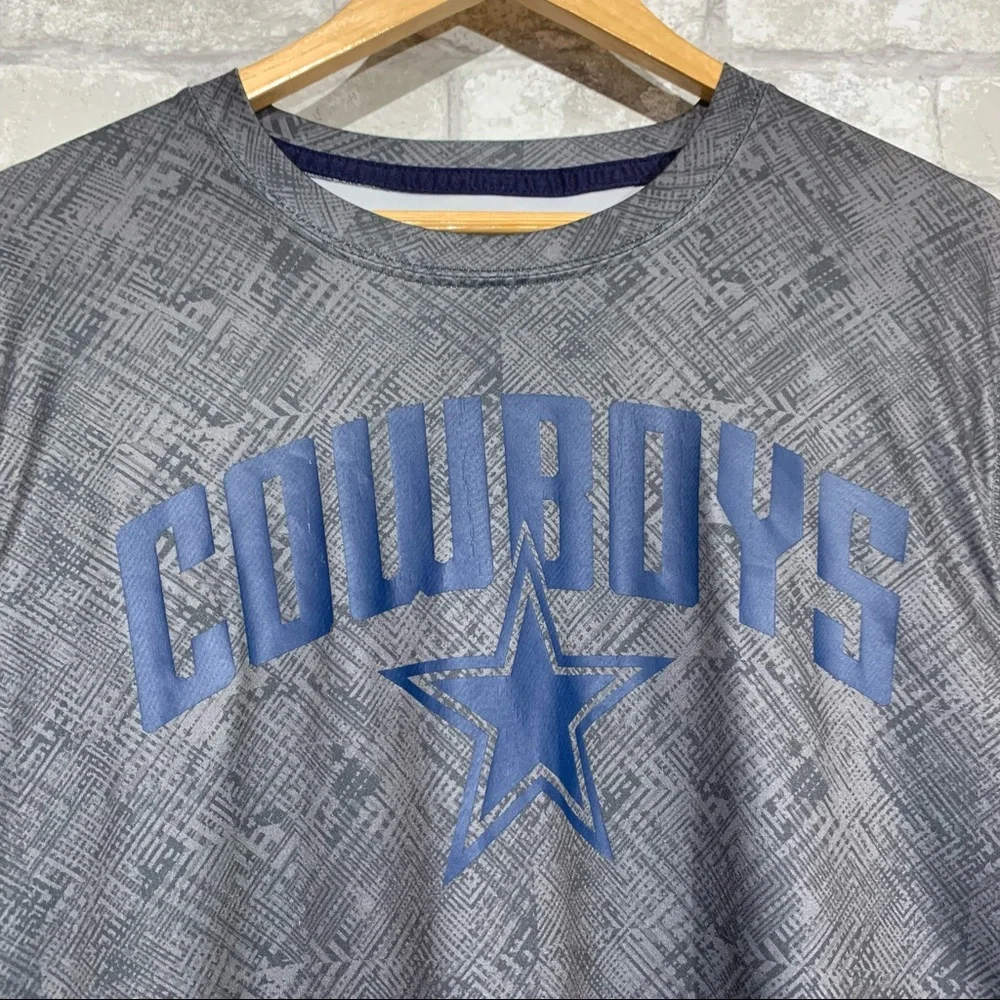 DALLAS COWBOYS ATHLETIC TOP. SHORT SLEEVE. CREWNECK. MENS XL - Picture 3 of 5